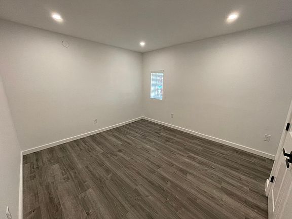 4th image of 1257 S 23rd St Floor 2