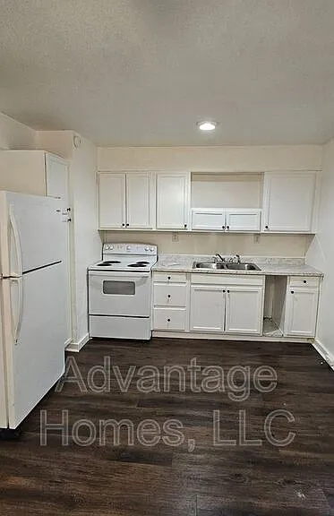 11410 Palmer Ave — Photo 13