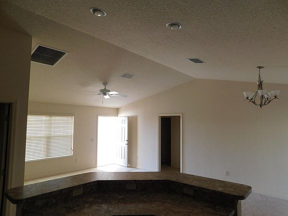 2nd image of 1010 Wilsea Pl