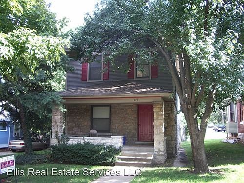 1st image of 917 W 42nd St
