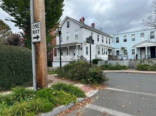 19 Summer St #2R, Westfield, MA 01085