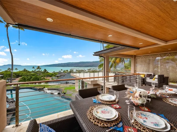 278 Makaweli Pl, Honolulu, HI 96825
