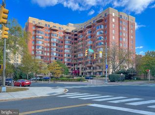 2400 Clarendon Blvd APT 802, Arlington, VA 22201