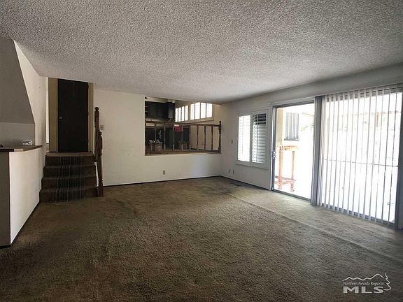 3rd image of 3245 Wilma Dr