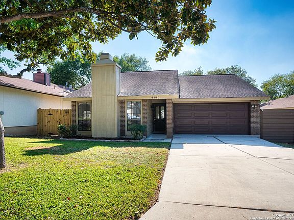 3rd image of 4410 Pebble Hill