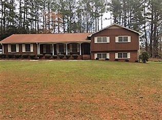 150 Riley Ave, Fayetteville, GA 30214