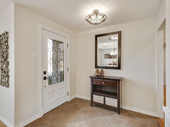 3rd image of 9912 Candlebrook Dr