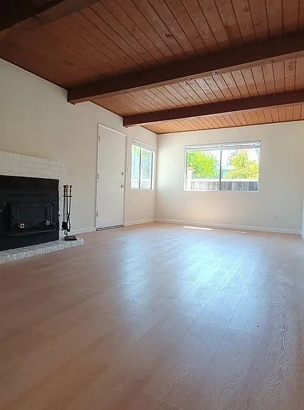 2846 Blenheim Ave — Photo 3