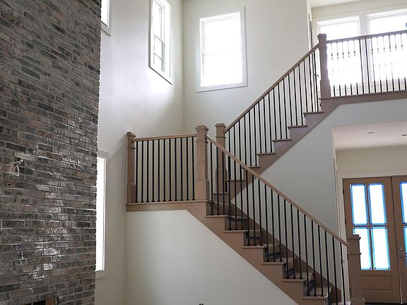 4th image of 5703 Butternut Dr