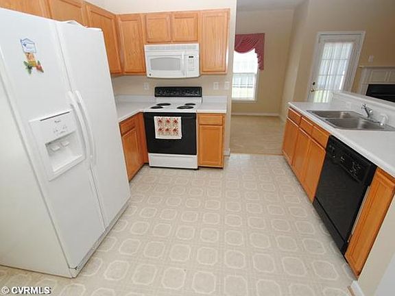 5th image of 4180 English Holly Cir
