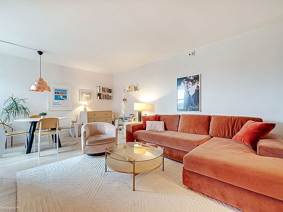 4th image of 39-30 52nd St APT 3B