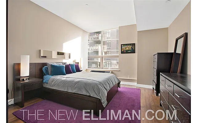 Sold by Douglas Elliman | media 14