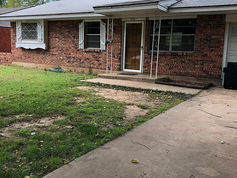 1st image of 710 Richmond Dr