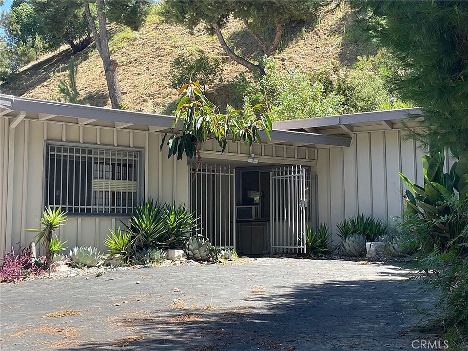 1st image of 3523 Coldwater Canyon Ave