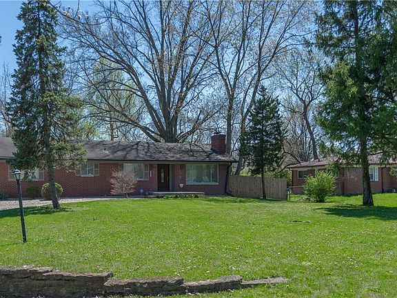 4th image of 4511 Thornleigh Dr