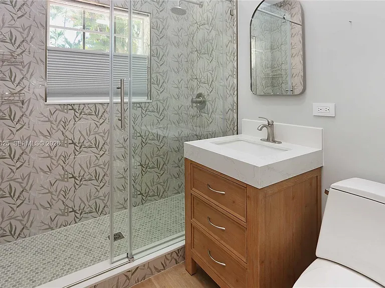 1030 Polk St — Photo 13