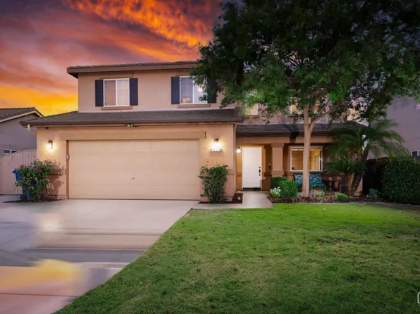 12307 Great Country Dr, Bakersfield, CA 93312