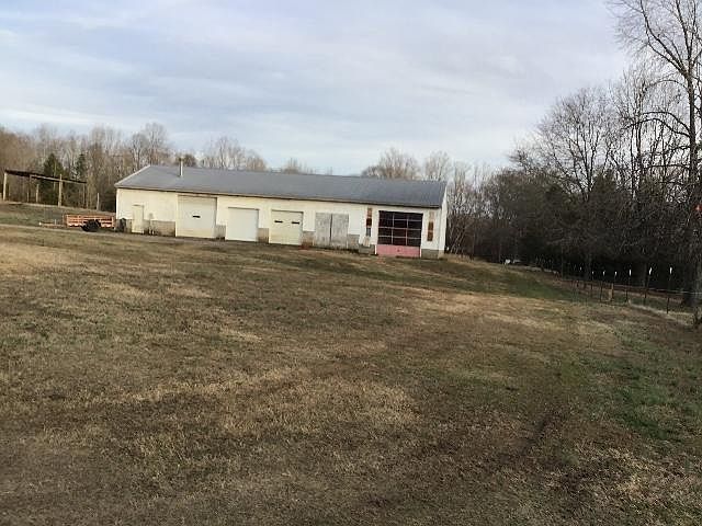 2nd image of 275 Bluebird Dr