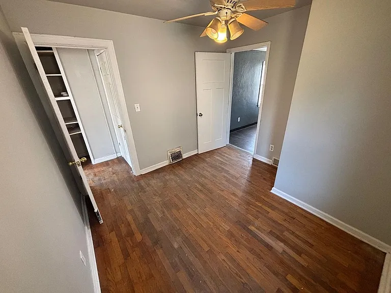 1216 W Mount Hope Ave — Photo 10