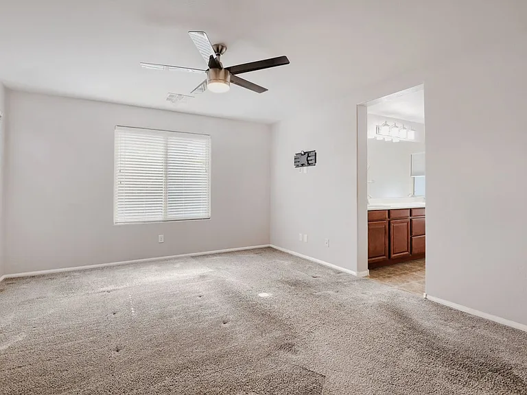879 Cool Aquamarine St — Photo 12