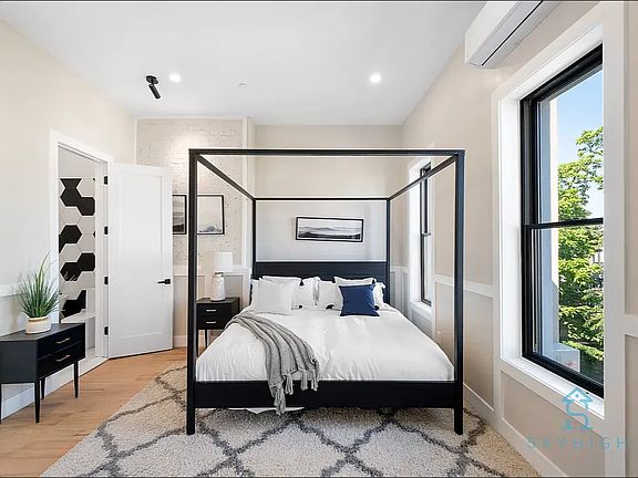 5th image of 1257 Jefferson Ave #3