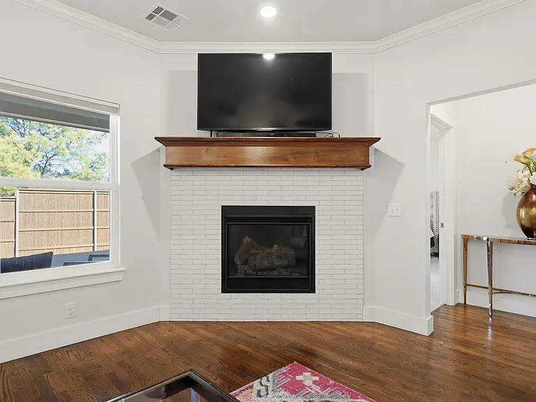 1229 W 86th Pl S — Photo 10