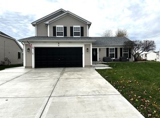 4 Lacebark Ct, Bolingbrook, IL