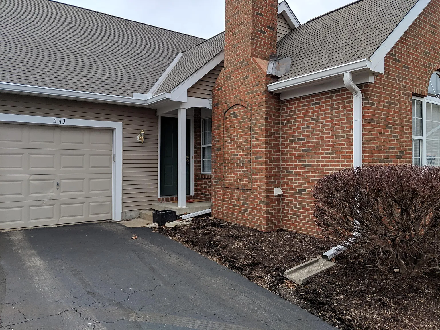 543 Brickstone Dr photo 1