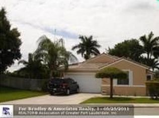 10204 SW 16th Ct, Pembroke Pines, FL 33025