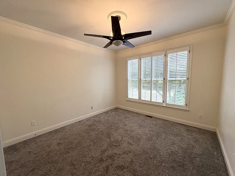 403 Dogwood Way — Photo 10