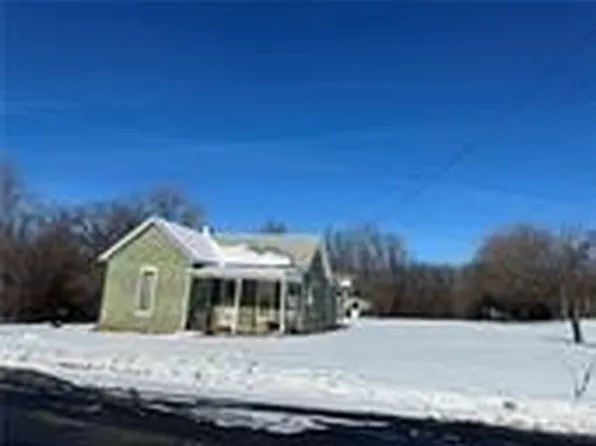 307 W North St, Warrensburg, MO 64093