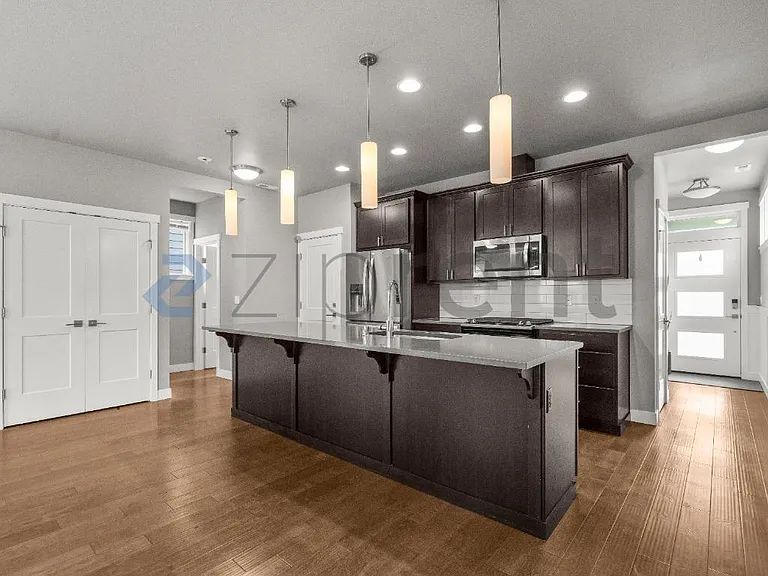 3356 Amak Ln — Photo 2