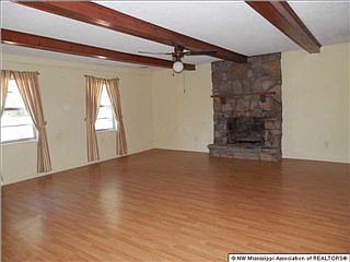 5th image of 8306 Chesterfield Dr