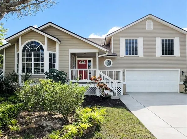 10590 Landau LN, BONITA SPRINGS, FL 34135