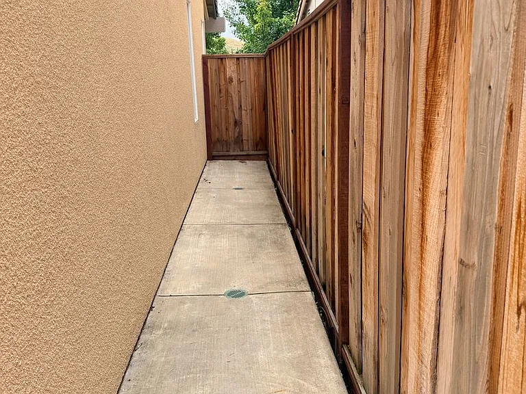 2336 Millenium Ln — Photo 18