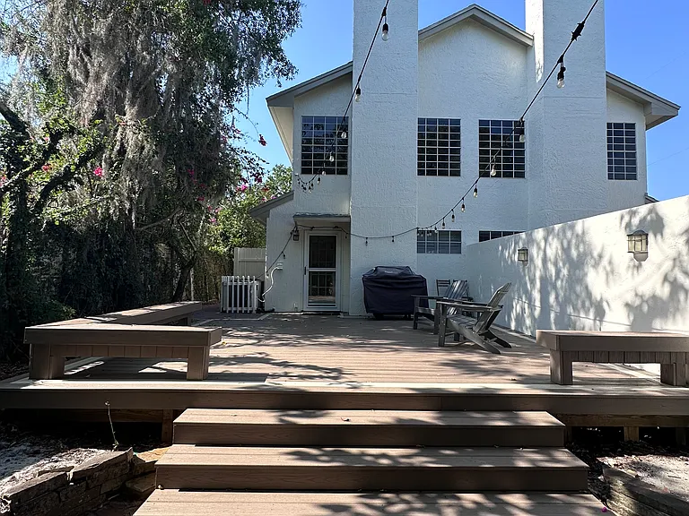 fullview of back yard.