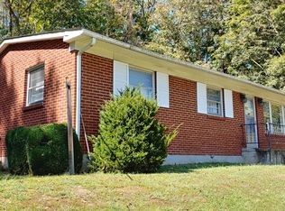 1818 Potts Creek Rd, Covington, VA 24426