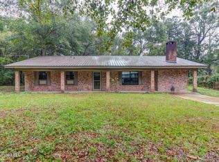 7416 Joy Dr, Gautier, MS 39553