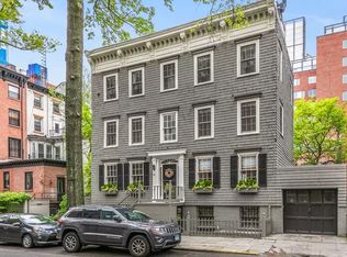 13 Pineapple St, Brooklyn, NY 11201