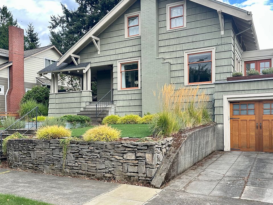 1st image of 1720 NE 36th Ave