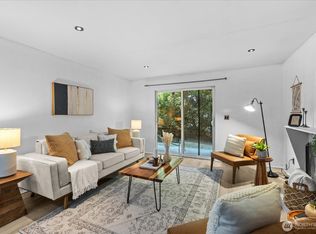 22107 66th Ave W APT 10D, Mountlake Terrace, WA 98043