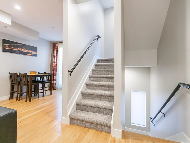 1262 N Yates St #4 — Photo 12