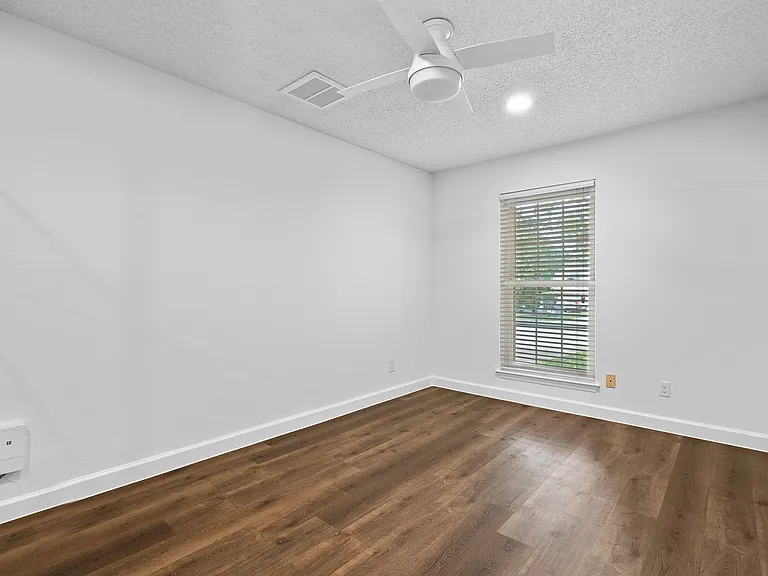 11550 Gun Fight Ln — Photo 15