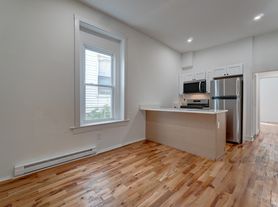 520 Elm St