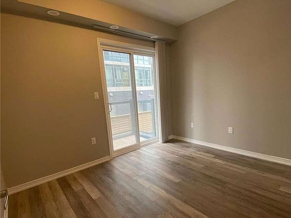 5th image of 28 Fieldway Rd #59