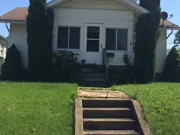 1025 Hazen St, New Castle, PA 16101