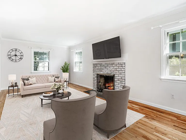 47 Wendt Ave — Photo 4