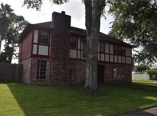 4002 Willowind Dr, Pasadena, TX 77504