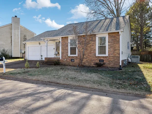 5353 Village Way, Nashville, TN 37211