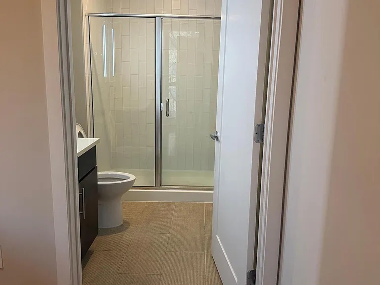 1320 Fenwick Ln #700 — Photo 24